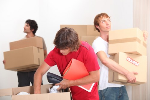 Local removals service for homes and businesses near Crofton Park