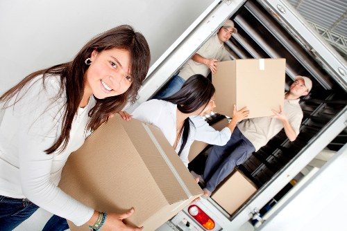 Crofton Park same day removals service assisting with a quick home or office relocation